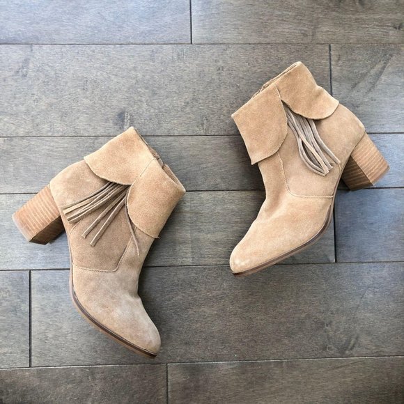Matisse Paulson Tan Fringe Suede Booties, 9.5 - Picture 2 of 9